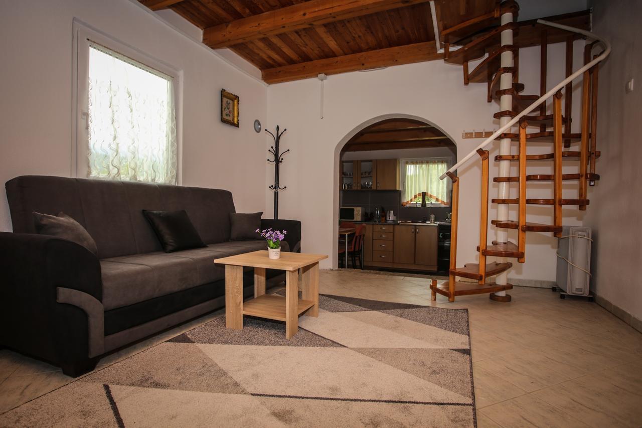 Villa Kuca Delic Racic Exterior foto